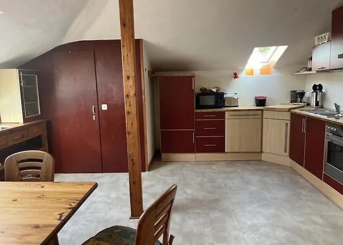 In With Balcony 度假居