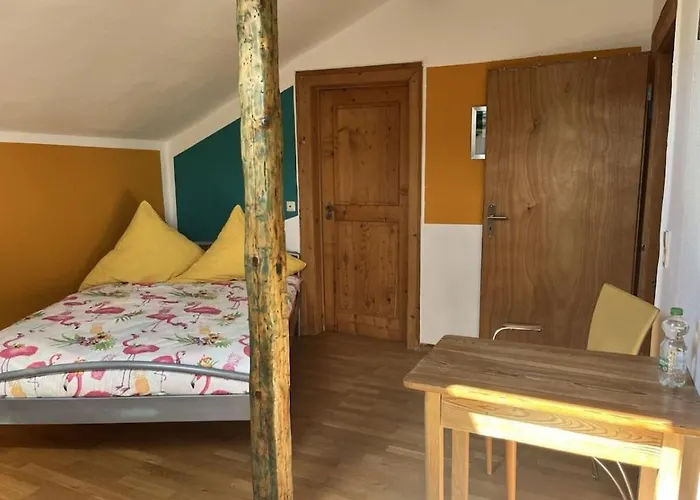 In With Balcony 度假居 *